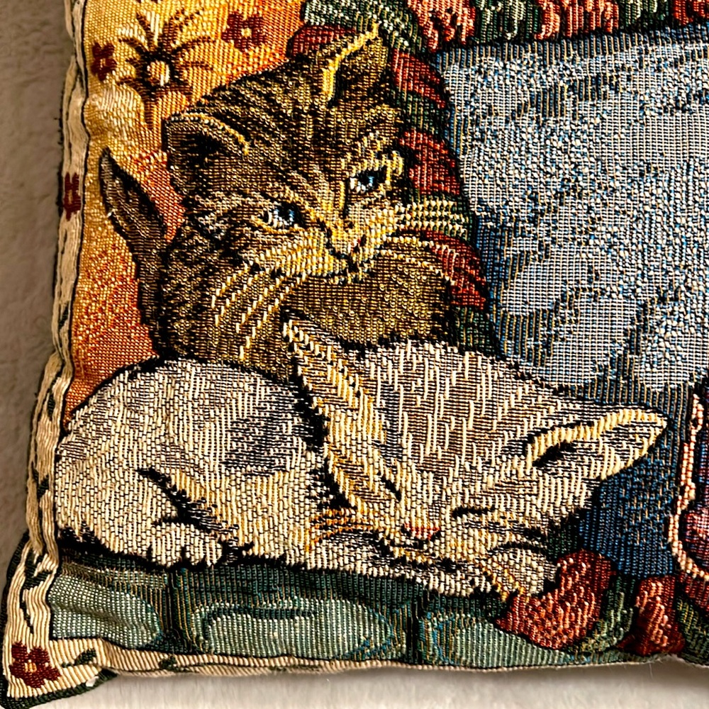 Rectangle Cat Tapestry Pillow with Multicolor Design. Great Condition. - Picture 4 of 5